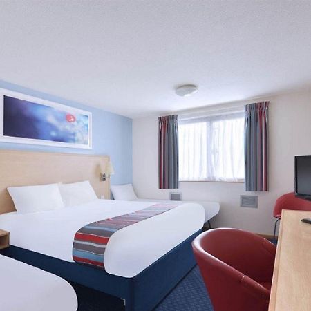 Travelodge Barnsley Bagian luar foto