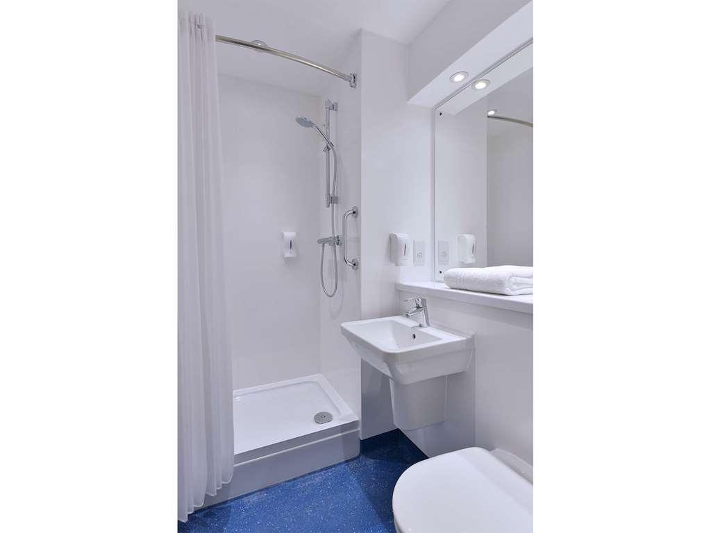 Travelodge Barnsley Ruang foto